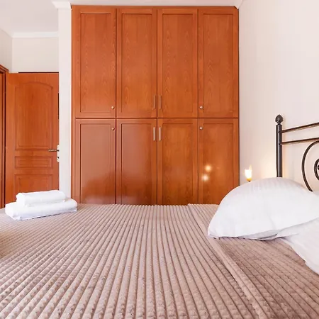 Nasia House 度假居 *